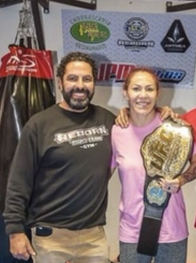 Arquivo fotográfico · Cris Cyborg