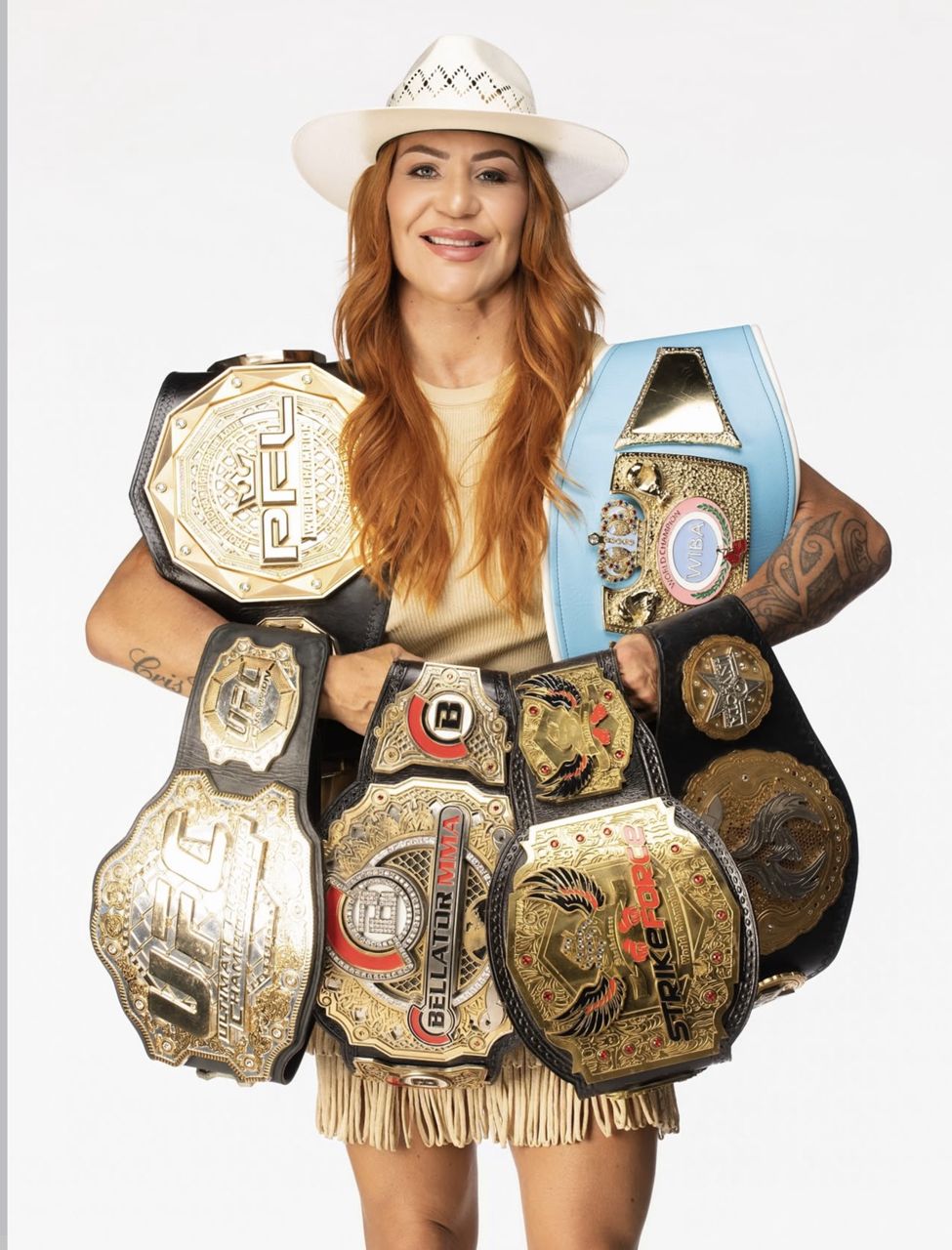 Arquivo fotográfico · Cris Cyborg